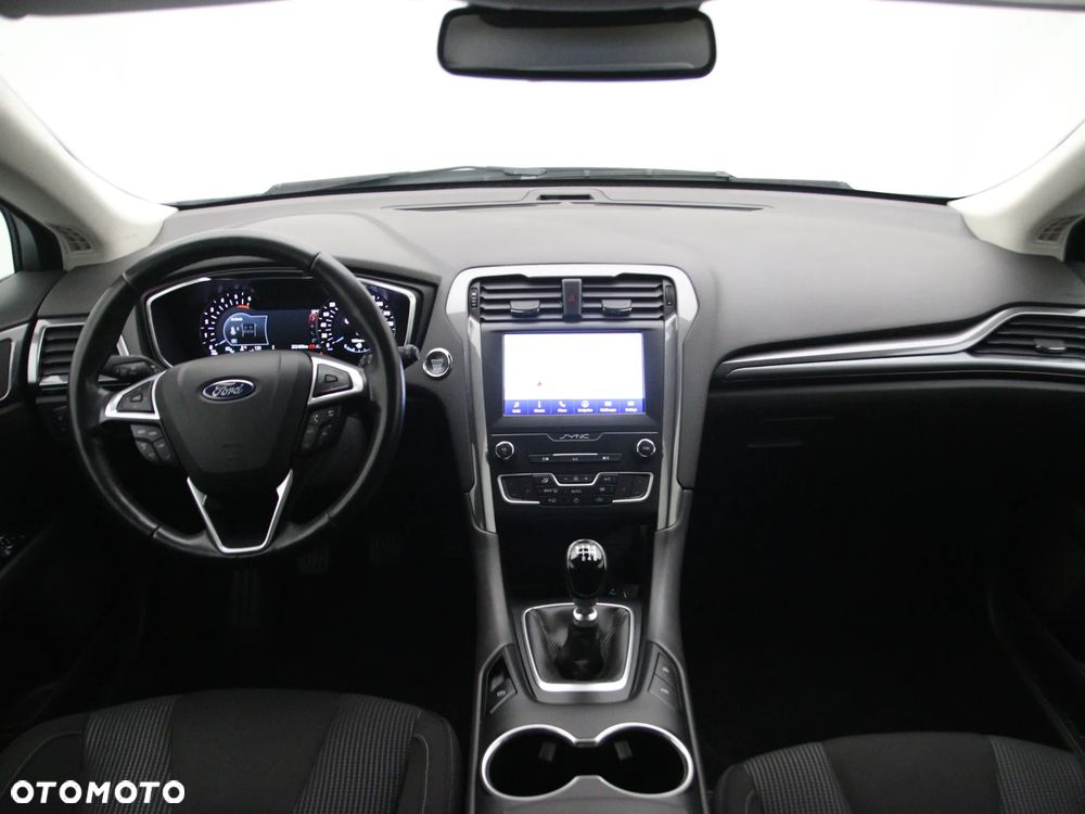 Ford Mondeo 2.0 TDCi STart-Stopp Titanium - 2