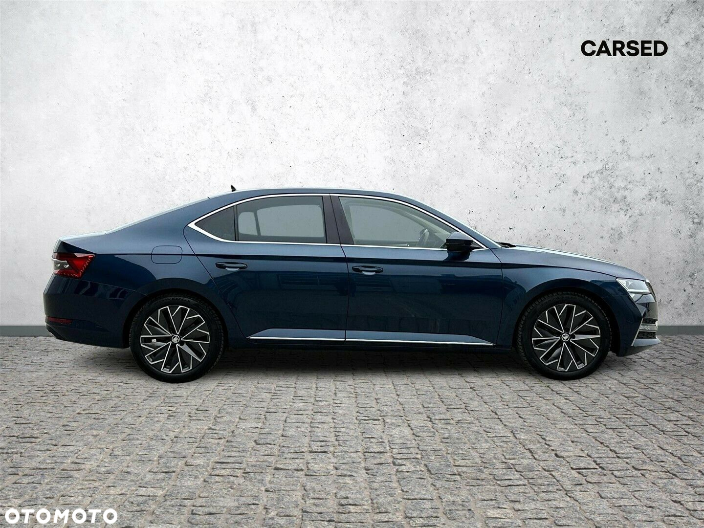 Skoda Superb 2.0 TDI SCR L&K DSG - 4