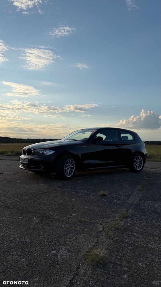 BMW Seria 1 118d DPF - 14