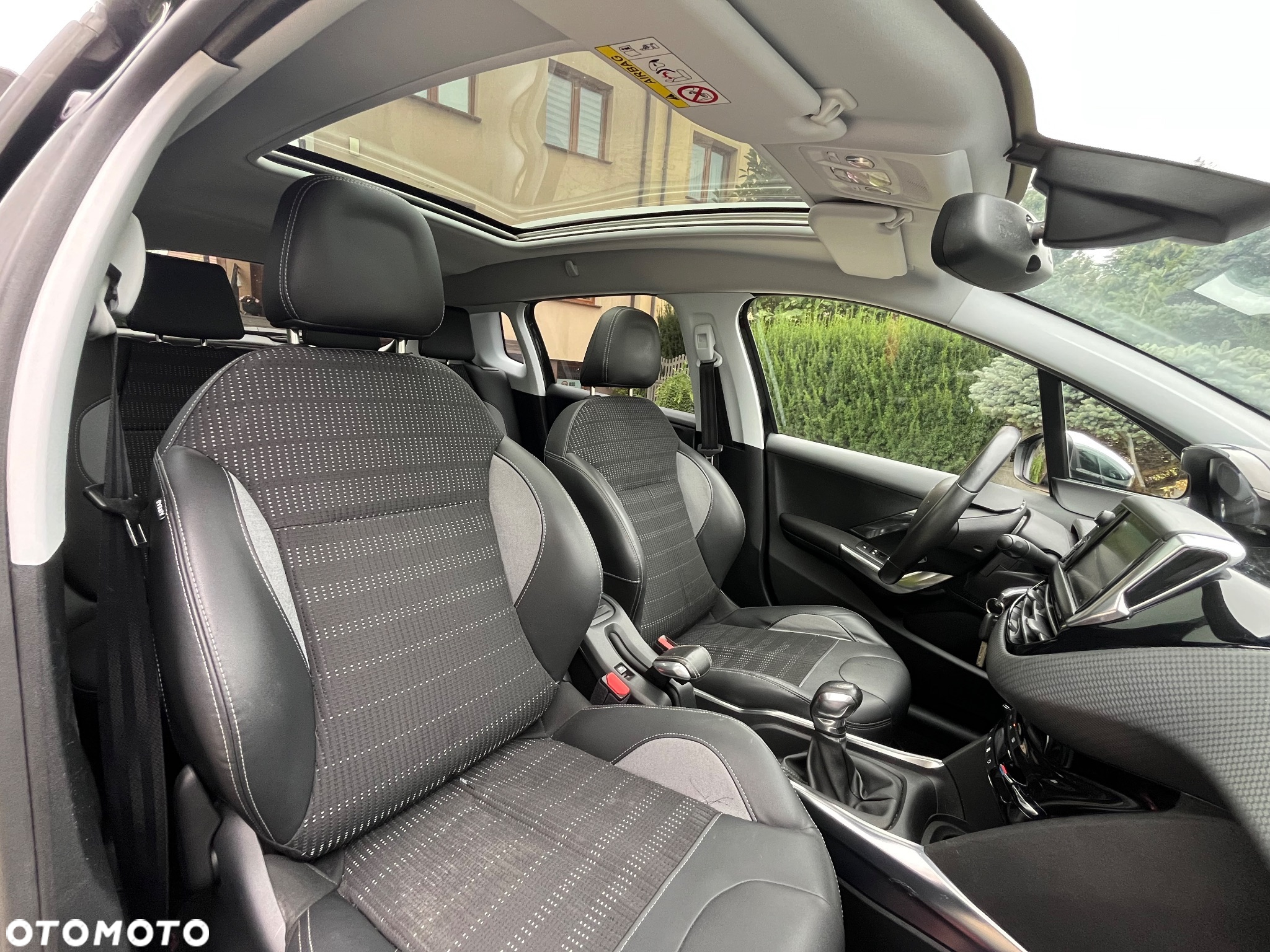 Peugeot 2008 - 19