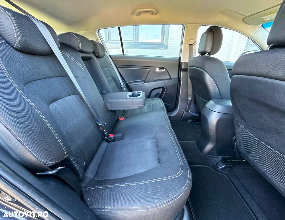 Kia Sportage 1.6 GDI 2WD Attract - 18