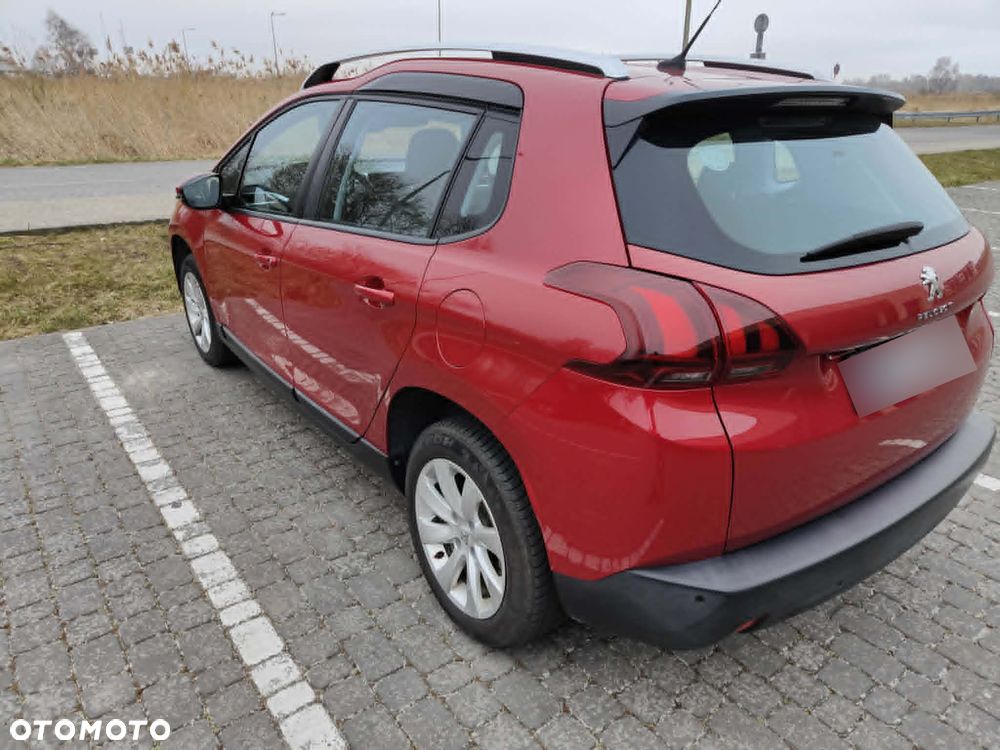 Peugeot 2008 1.2 Pure Tech Active S&S - 3