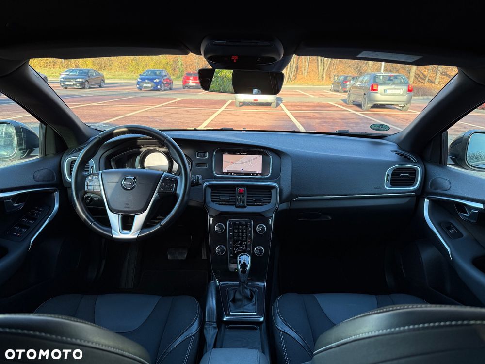 Volvo V40 D2 Geartronic Momentum - 6