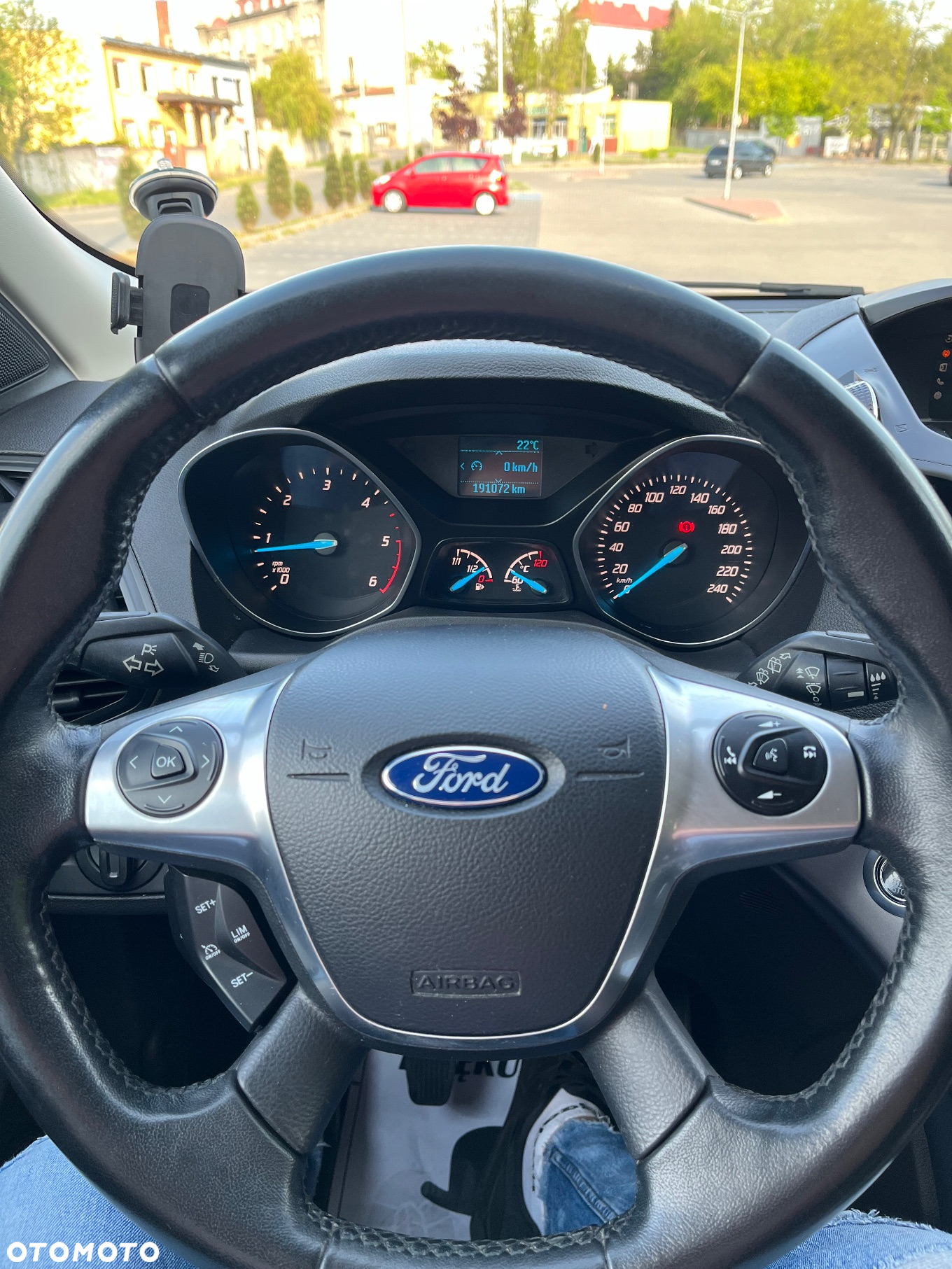 Ford Kuga - 16