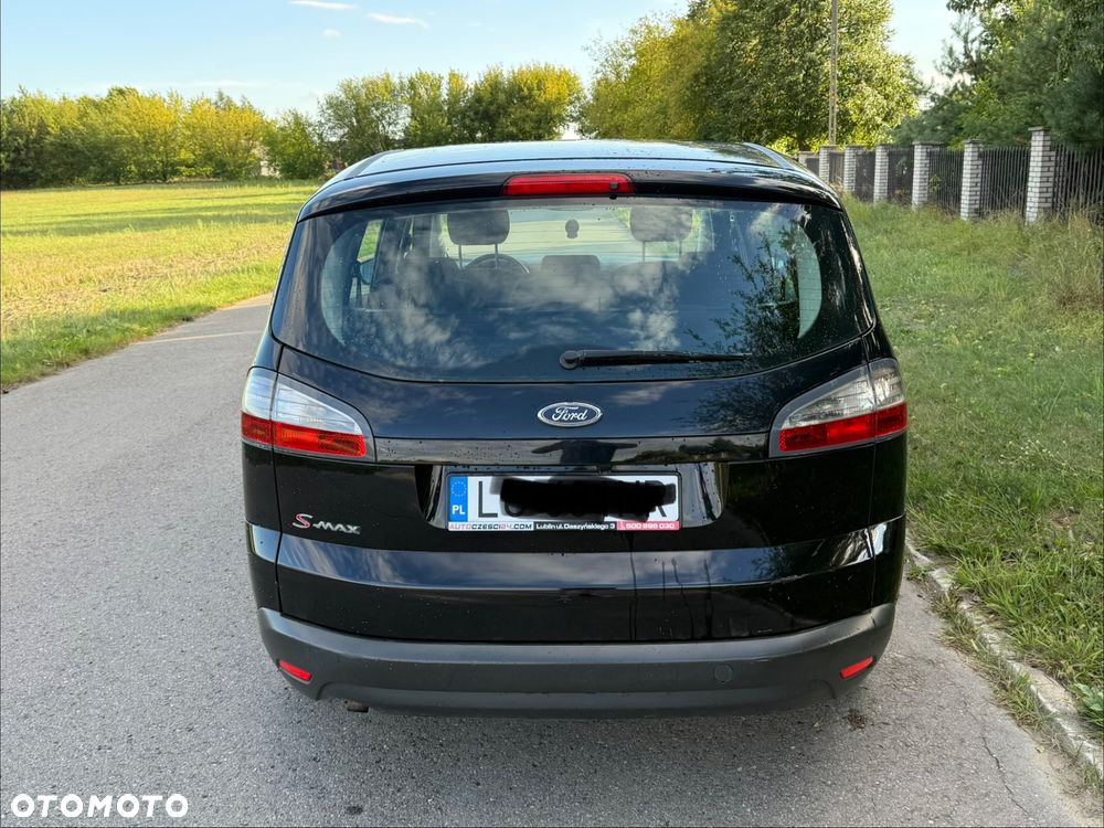 Ford S-Max - 10