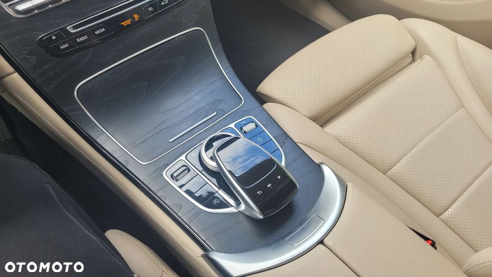 Mercedes-Benz GLC 220 d 4-Matic - 22