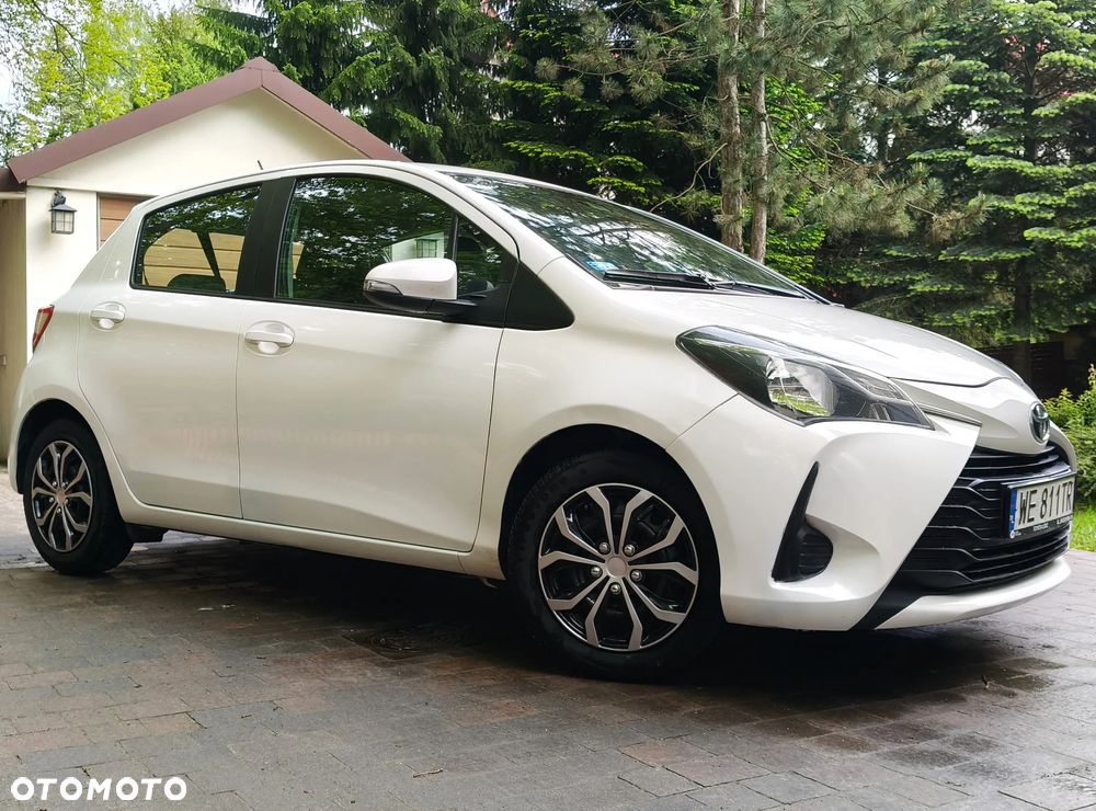 Toyota Yaris 1.5 Active - 10
