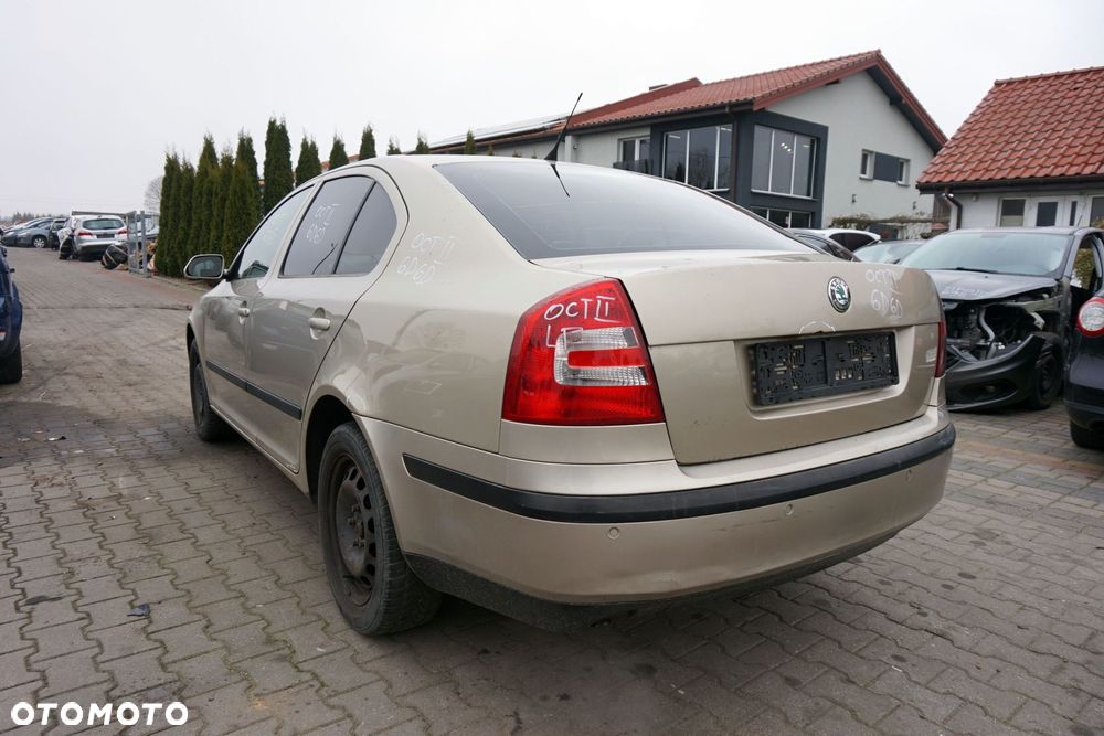 SKODA OCTAVIA II 1Z3 LB LIFTBACK 2006 9201 LF8F 1.6 FSI BLF 115KM GYT BEŻOWY na części - 3