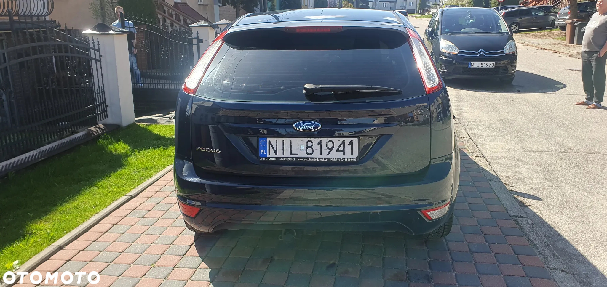 Ford Focus 1.6 Ambiente - 4