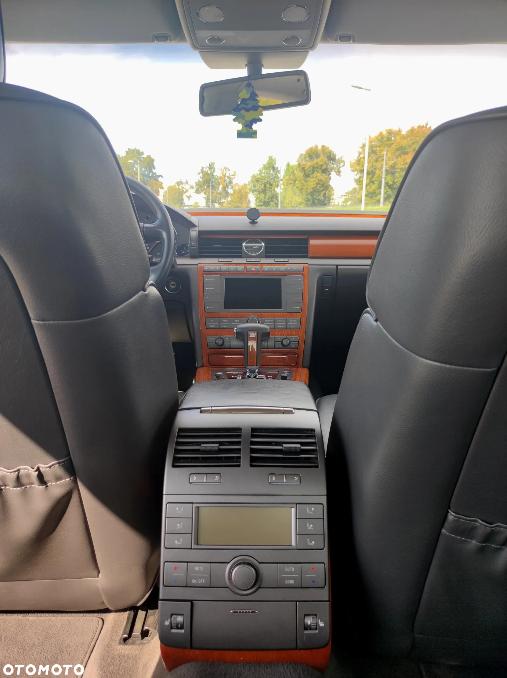 Volkswagen Phaeton 3.0 V6 TDI 4Mot (5 os.) - 11