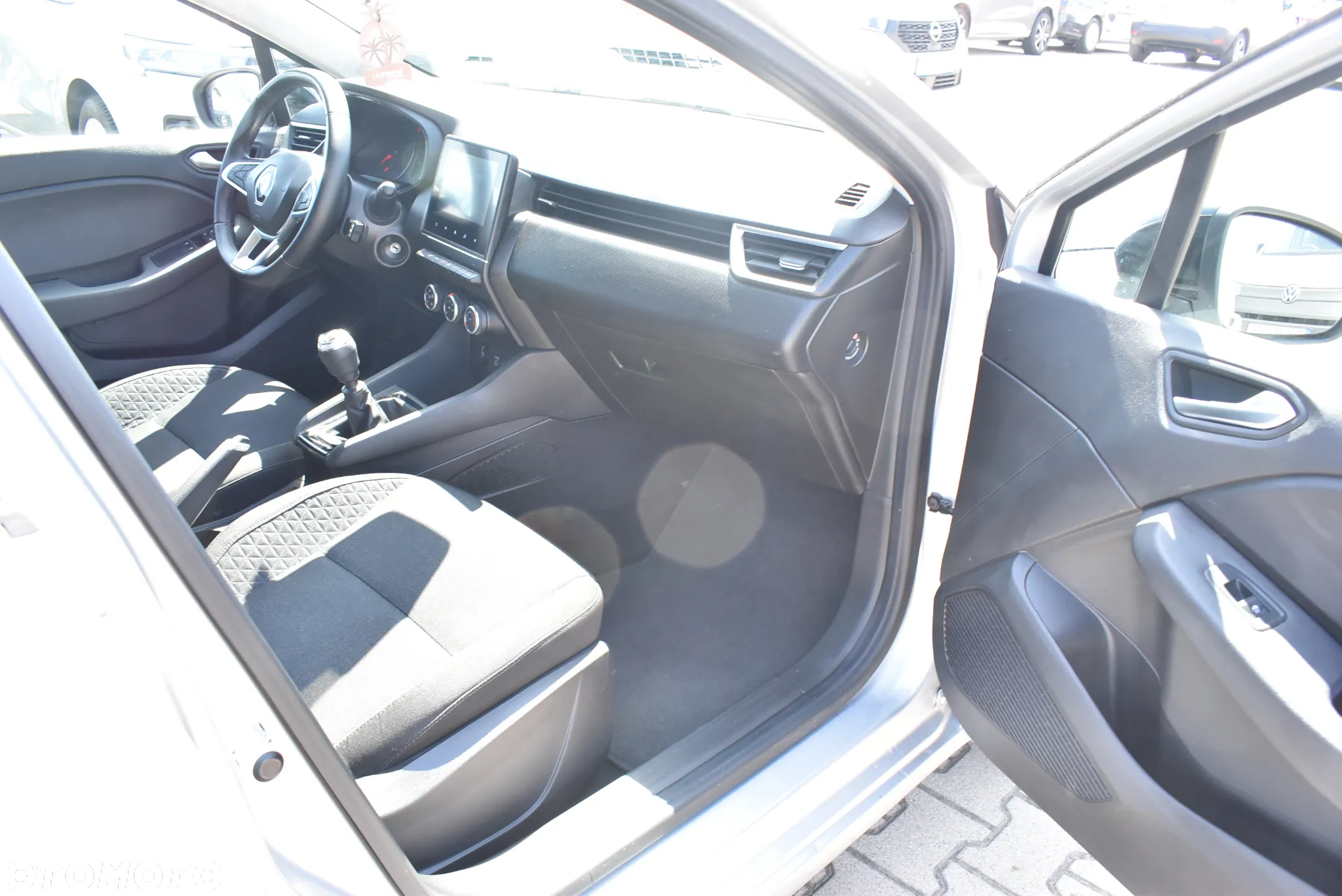 Renault Clio 1.0 TCe Equilibre - 16