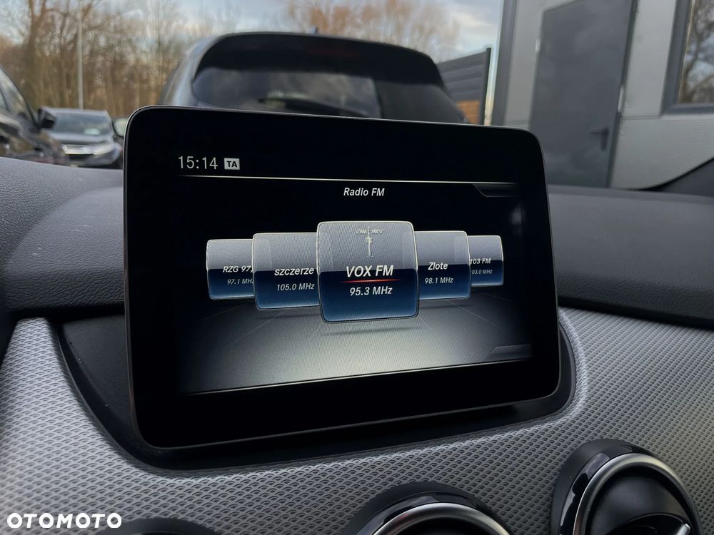 Mercedes-Benz Klasa B 200 7G-DCT Edition - 27