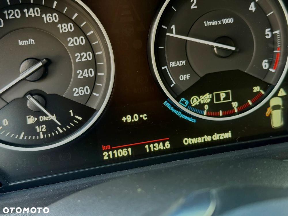 BMW X1 xDrive20d - 14