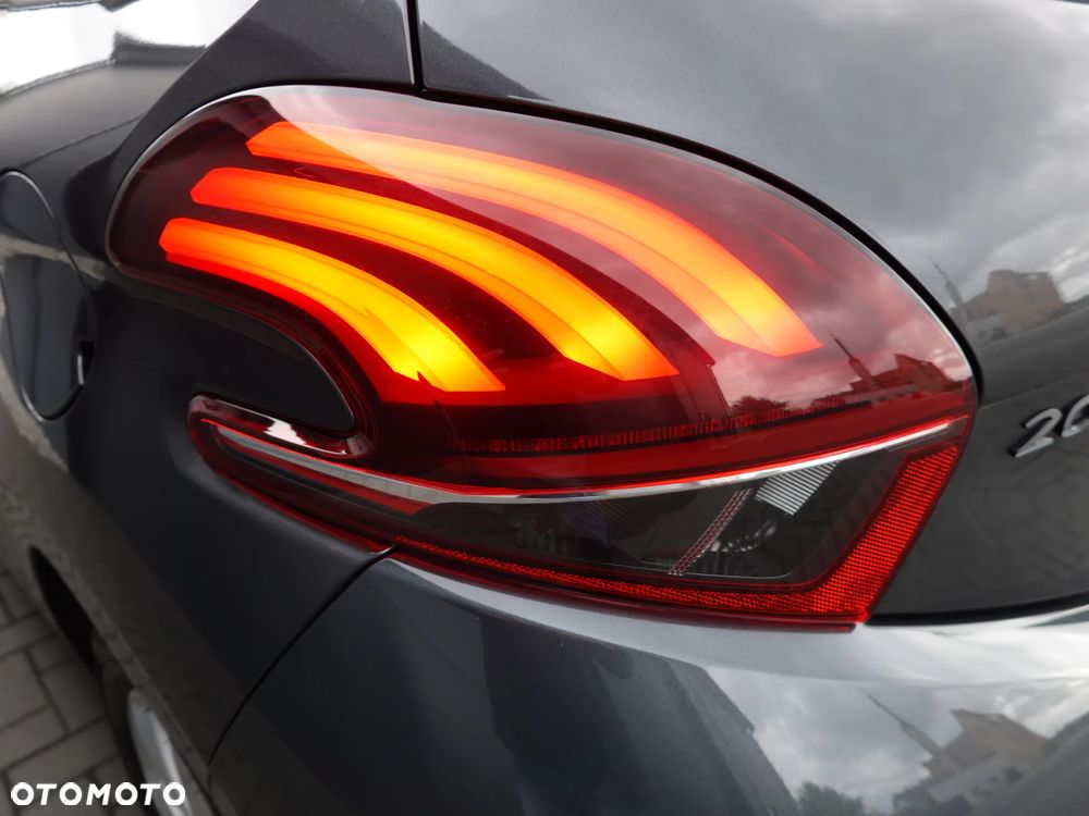 Peugeot 208 1.2 PureTech Active - 26