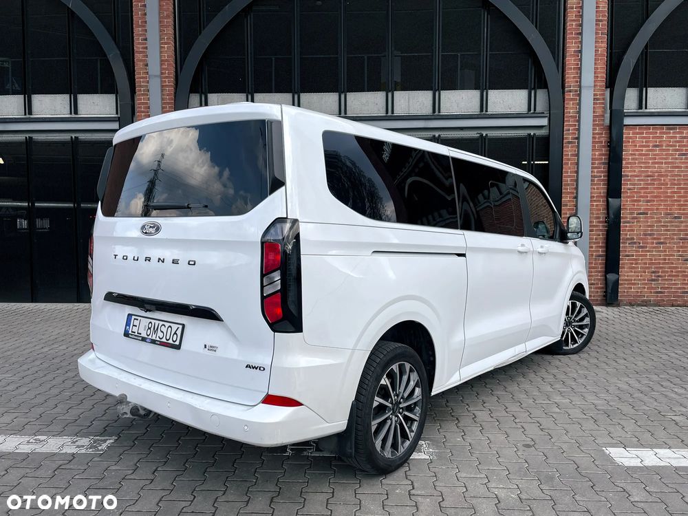 Ford Tourneo Custom 2.0 EcoBlue 320 AWD L2 Titanium - 3