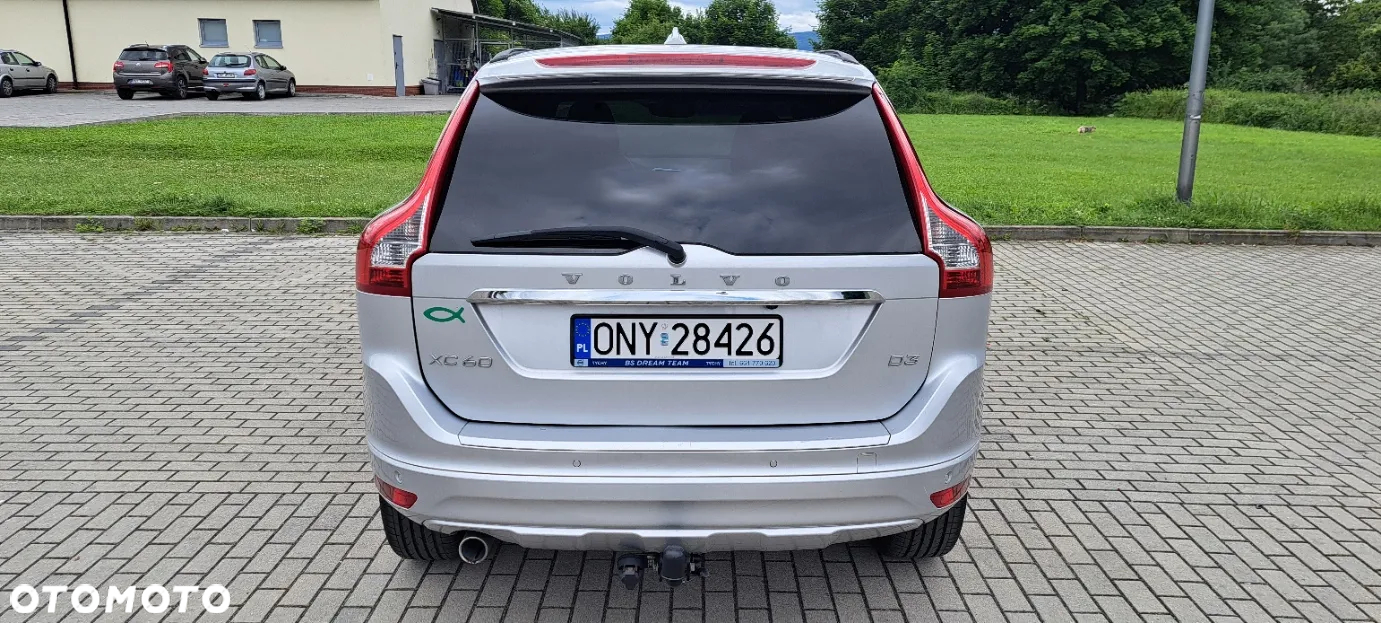 Volvo XC 60 D3 Momentum - 4