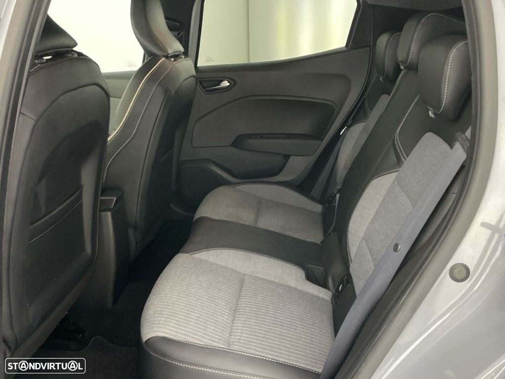 Renault Clio 1.0 TCe Techno Bi-Fuel - 12