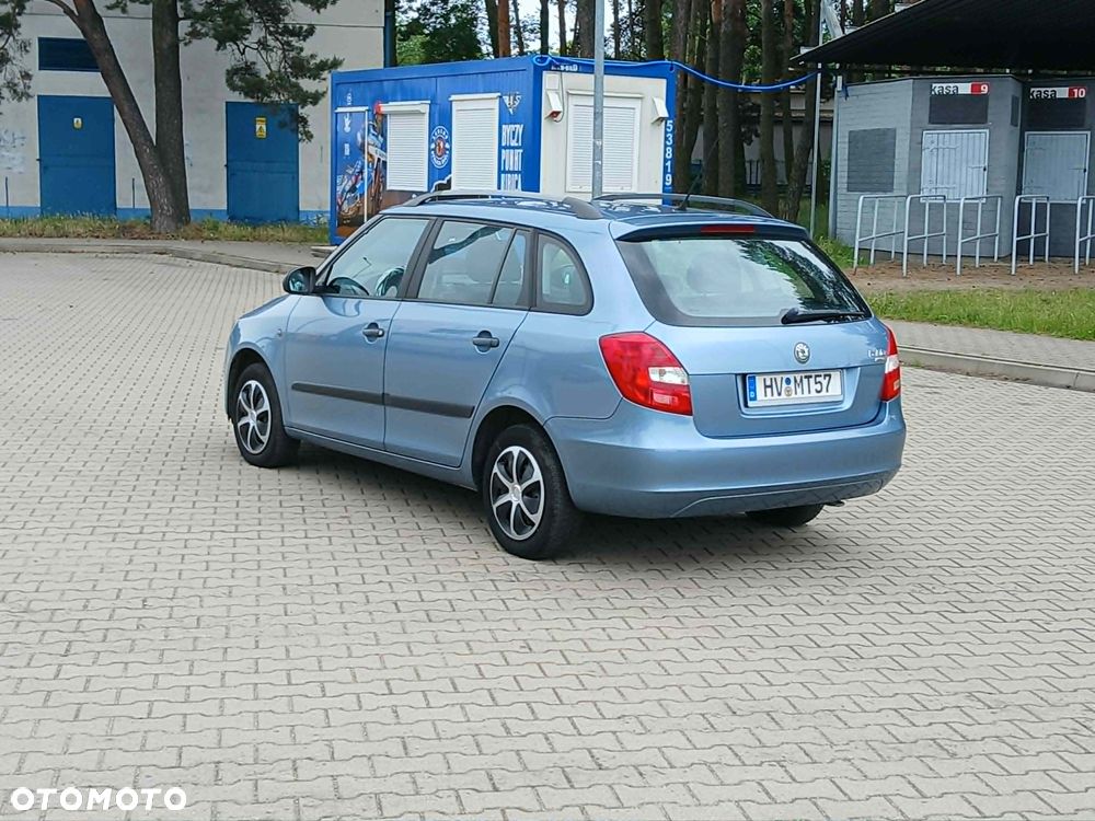 Skoda Fabia - 4