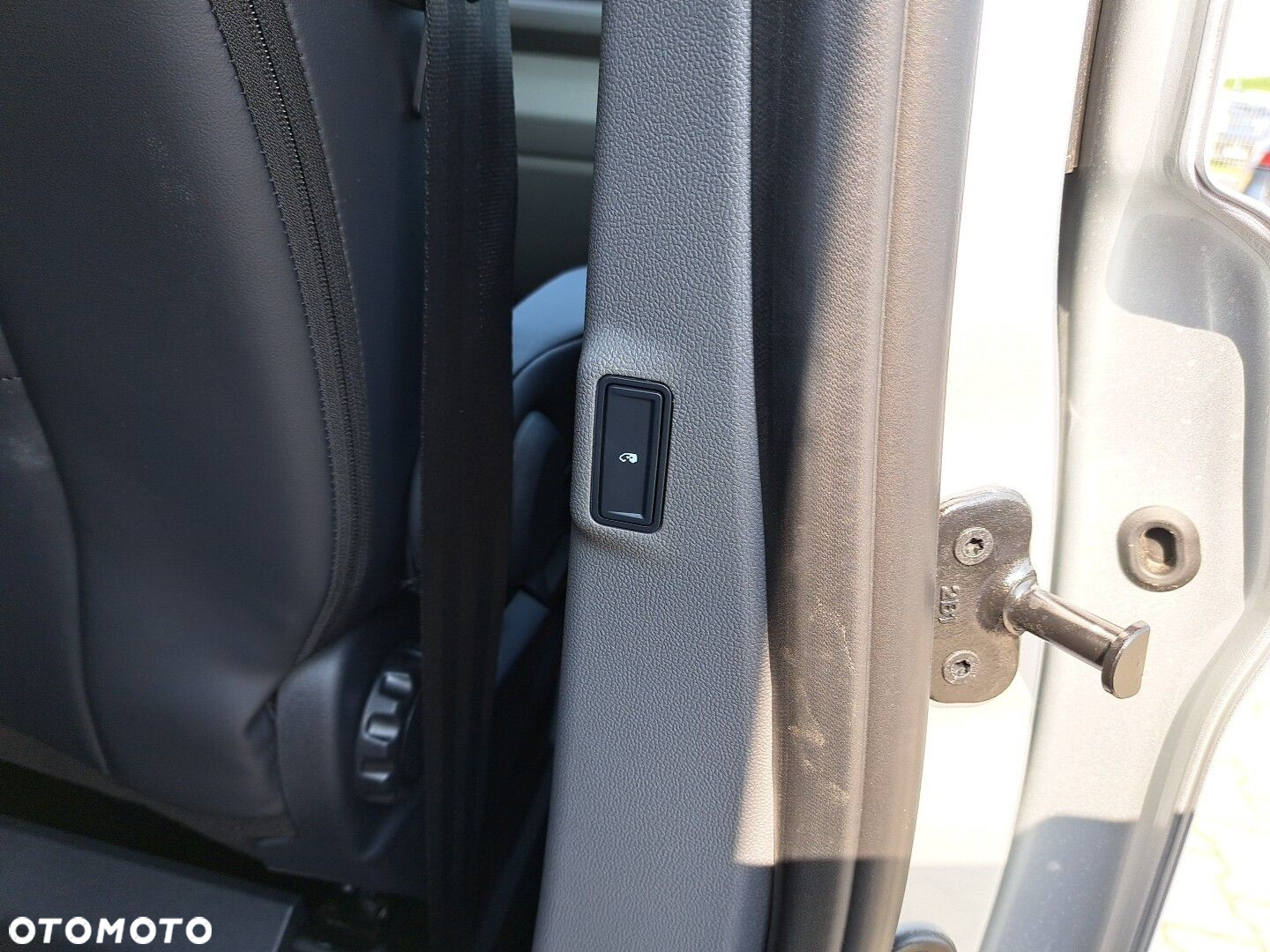 Volkswagen Caravelle - 27