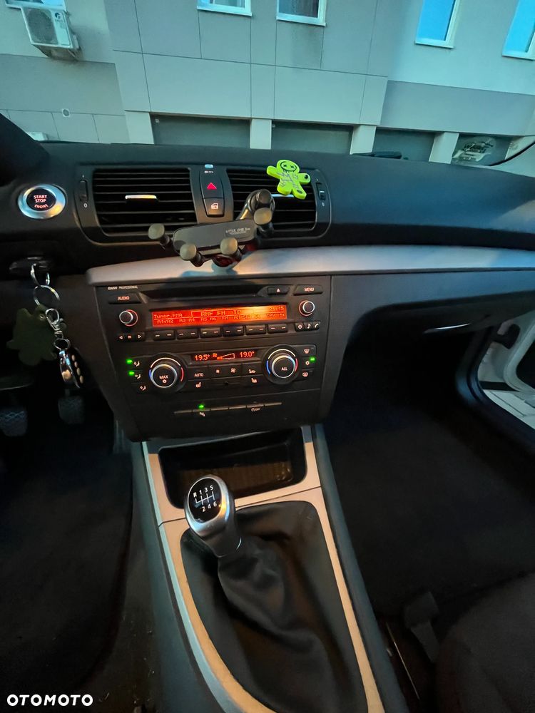 BMW Seria 1 116d - 9
