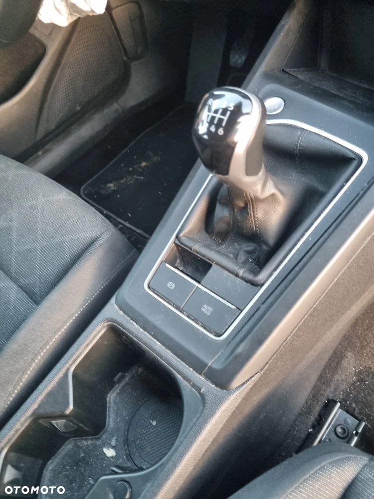Volkswagen Golf 2.0 TDI Style - 13
