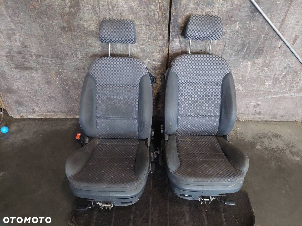 FOTEL FOTELE KOMPLET LEWY PRAWY KANAPA TYŁ AUDI A3 8L HB 3D - 5
