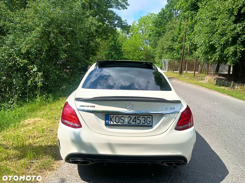Mercedes-Benz Klasa C AMG 43 4-Matic - 13