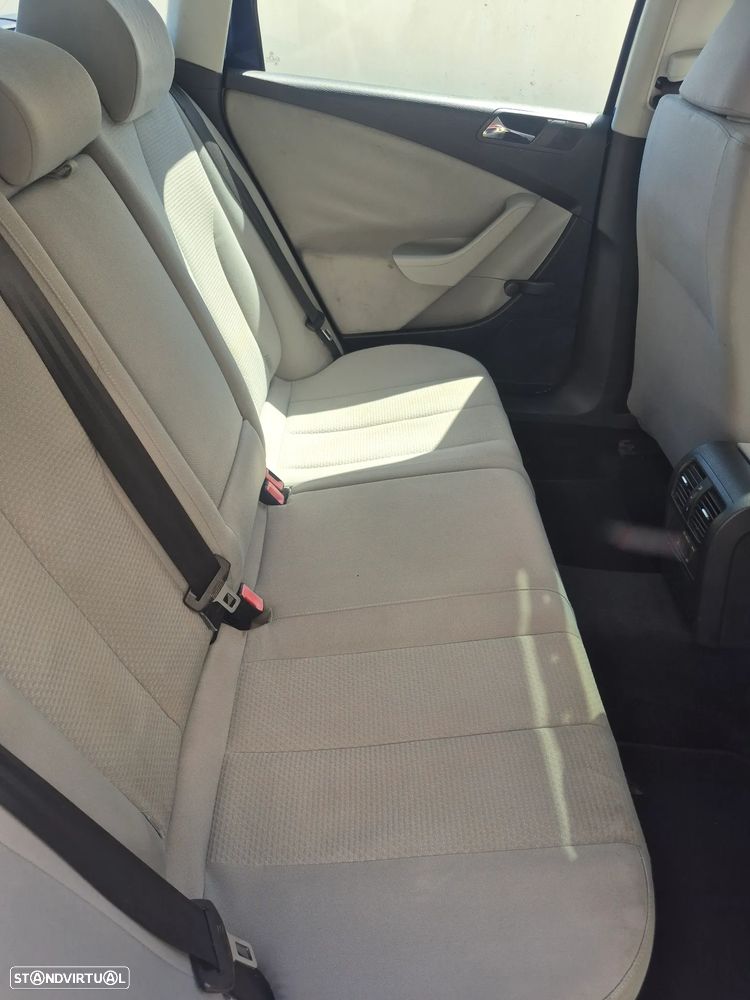 VW Passat Variant 1.9 TDI Confortline - 7