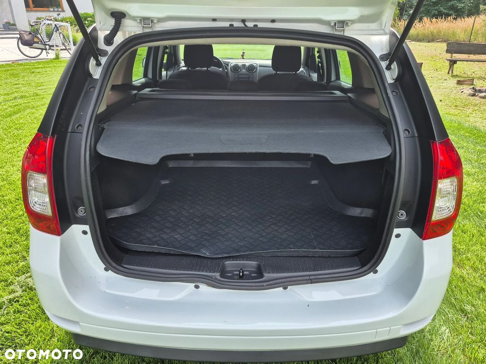 Dacia Logan 1.2 16V 75 Ambiance - 9