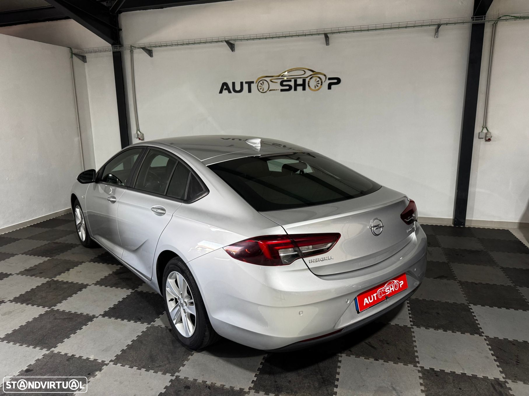 Opel Insignia Grand Sport 1.6 CDTi Selective - 14