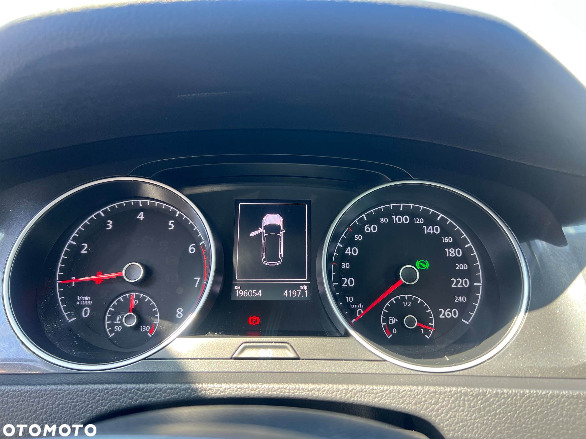 Volkswagen Golf 1.0 TSI BlueMotion DSG Comfortline - 17