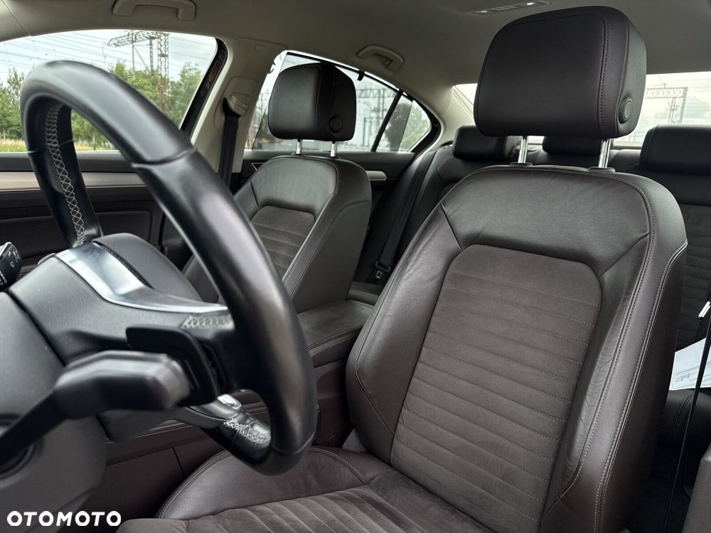Volkswagen Passat 1.8 TSI BMT Highline DSG - 12
