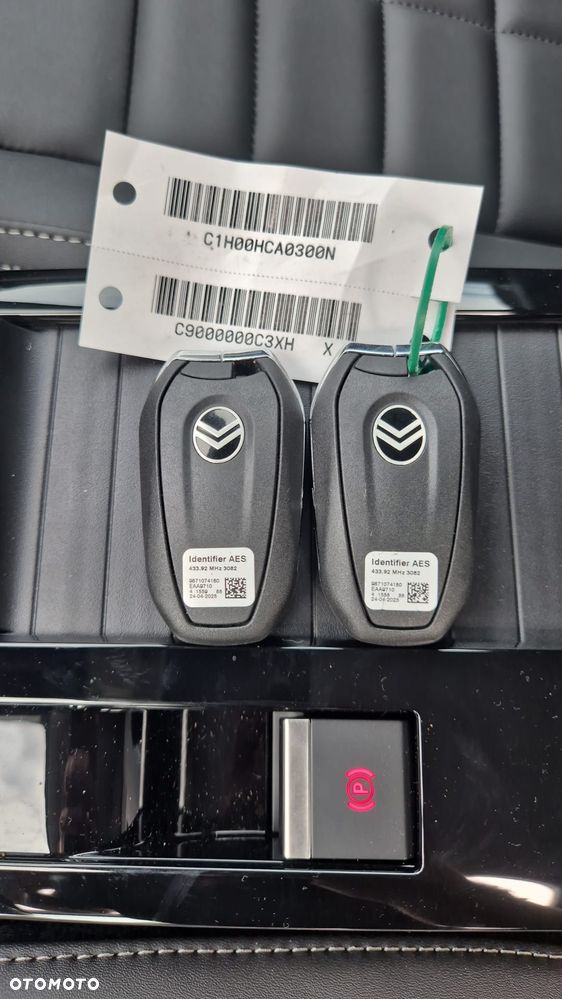 Citroën C4 Hybrid 136 ë-DSC6 PLUS - 28