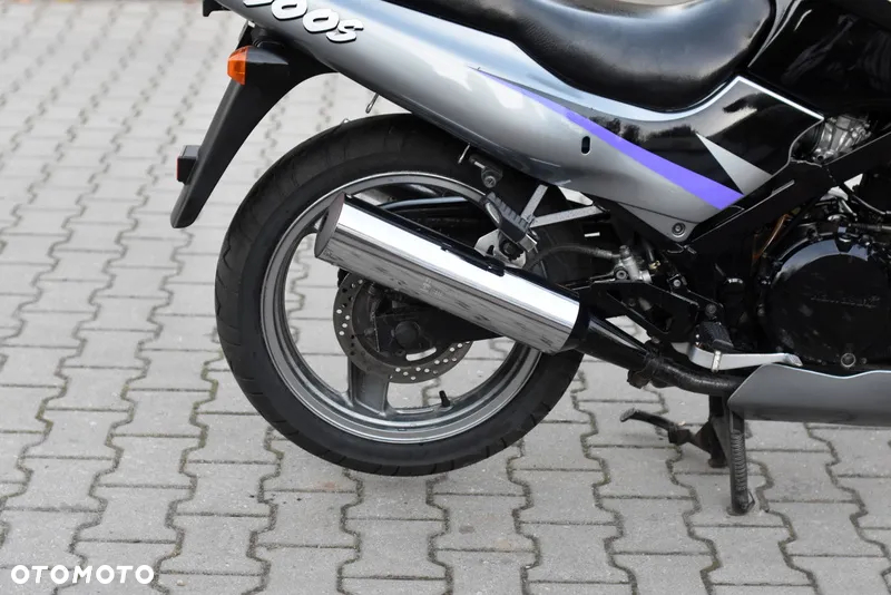 Kawasaki GPZ - 12