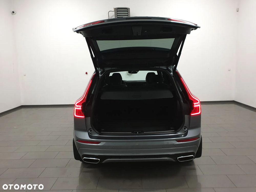 Volvo XC 60 D4 R-Design - 5