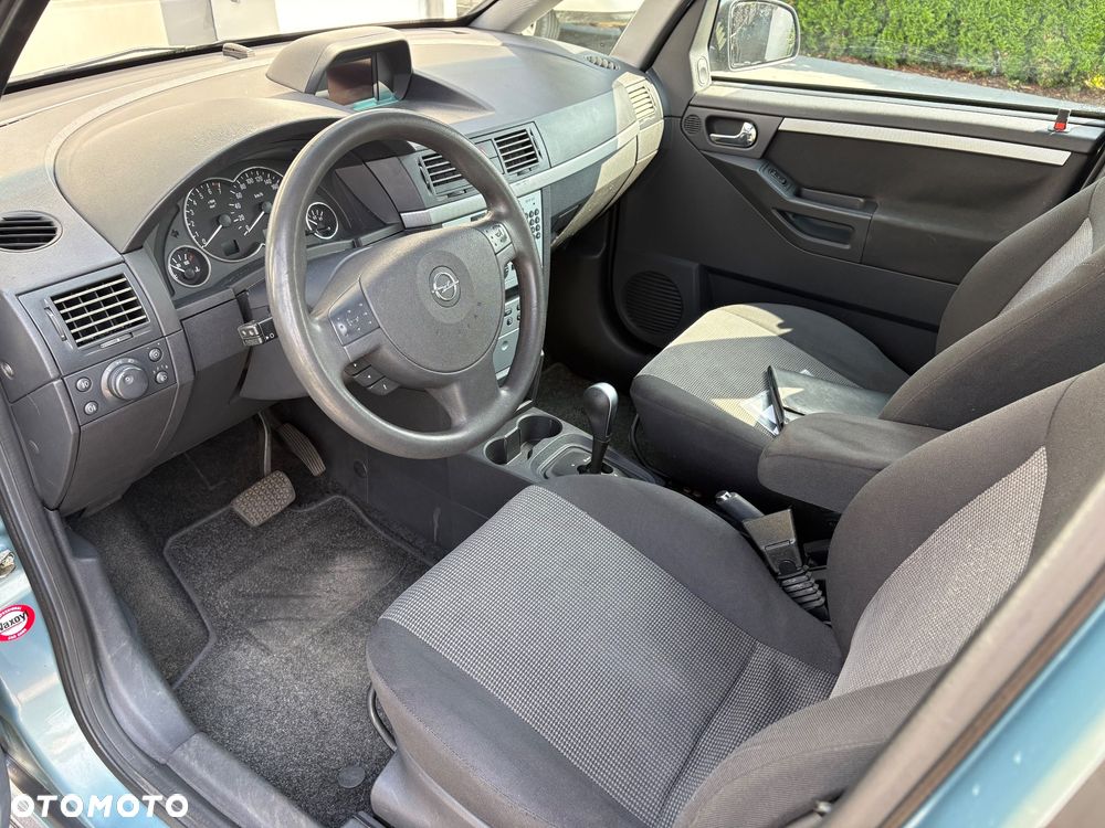 Opel Meriva 1.6 16V Cosmo Easytronic - 9