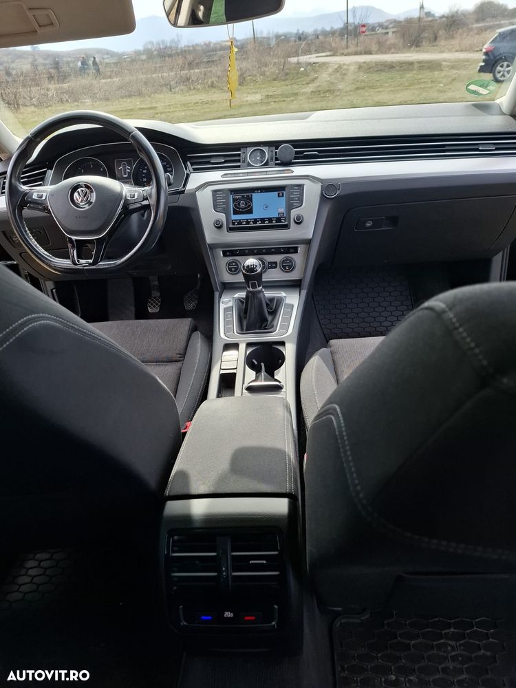 Volkswagen Passat 2.0 TDI (BlueMotion Technology) Comfortline - 2