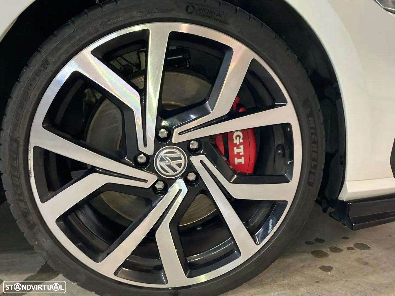 VW Golf 2.0 TSI GTI DSG Performance - 10