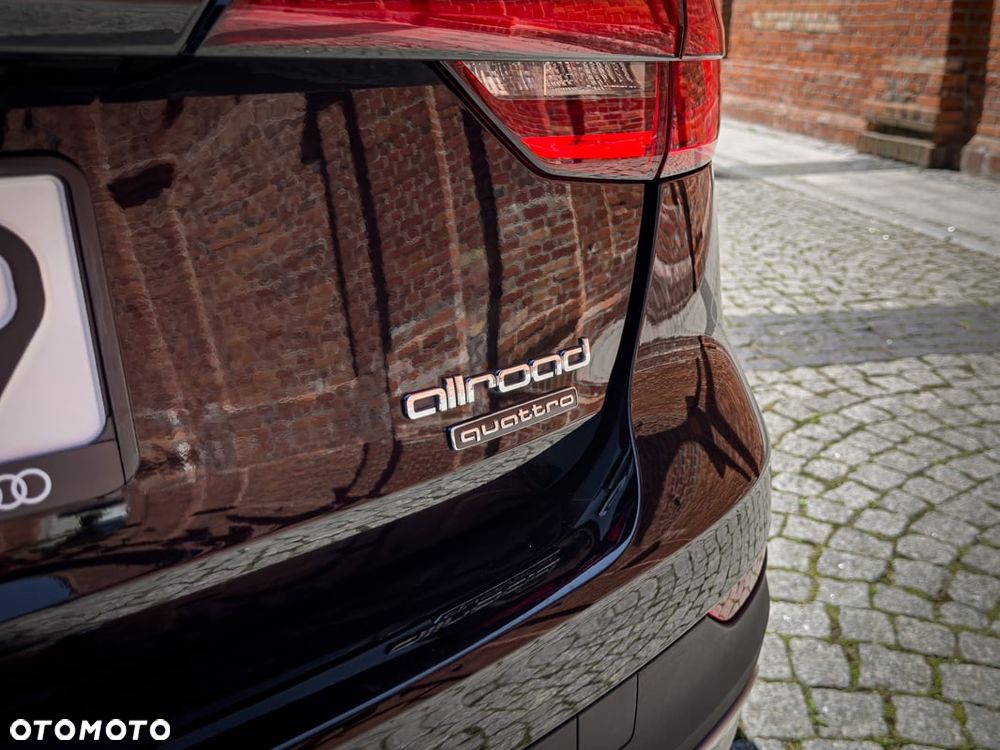 Audi A4 Allroad - 32