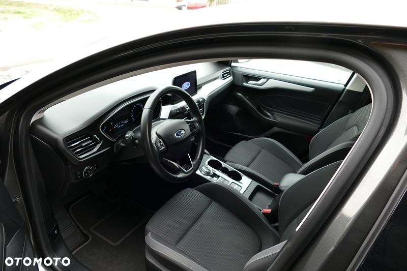 Ford Focus - 25