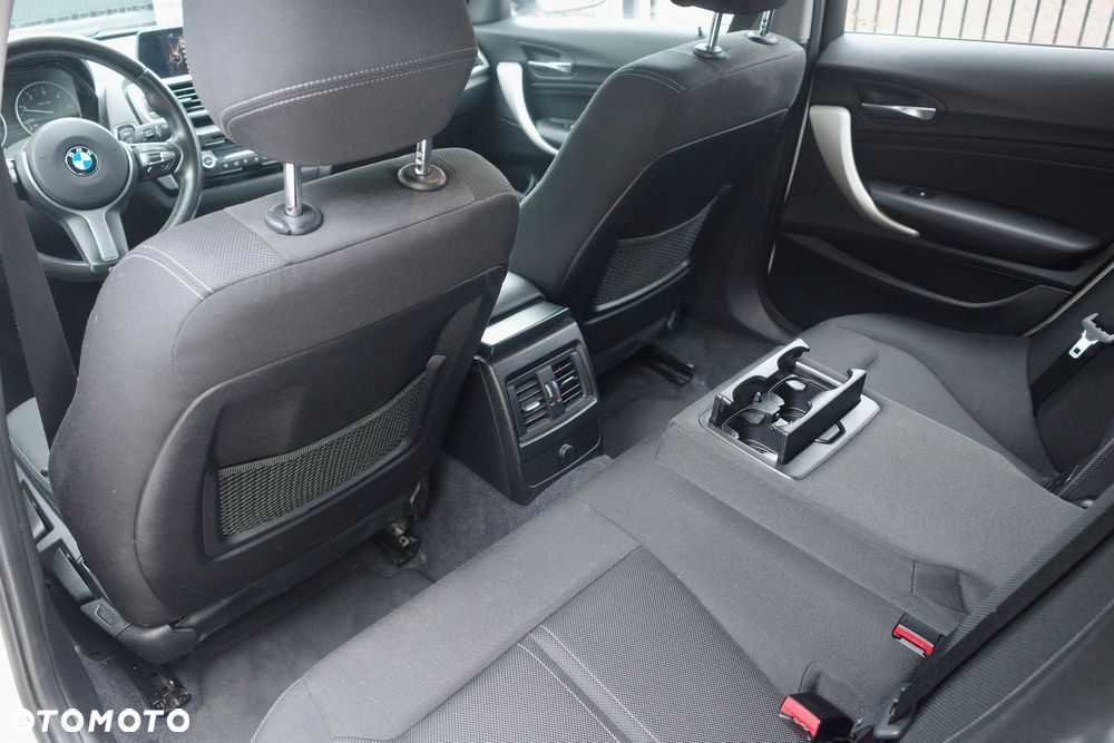 BMW Seria 1 118d Sport Line - 14