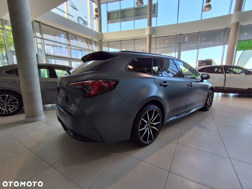 Toyota Corolla 1.8 Hybrid GR Sport - 2