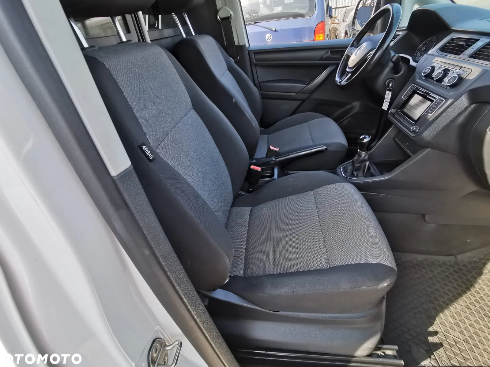 Volkswagen Caddy Long - 13