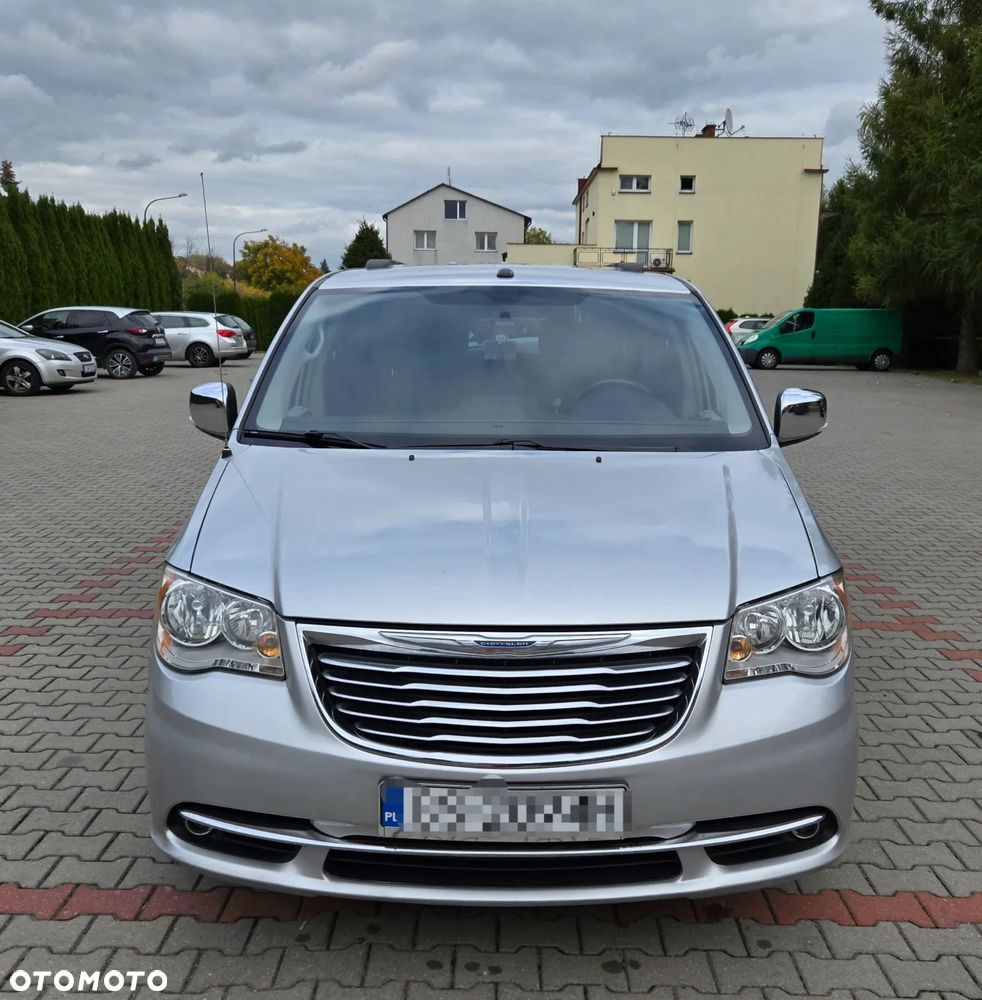 Chrysler Town & Country 3.6 Touring - 17