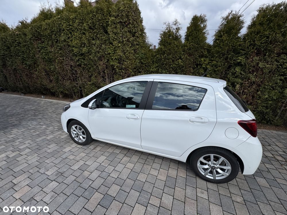 Toyota Yaris 1.33 Active EU6 - 8