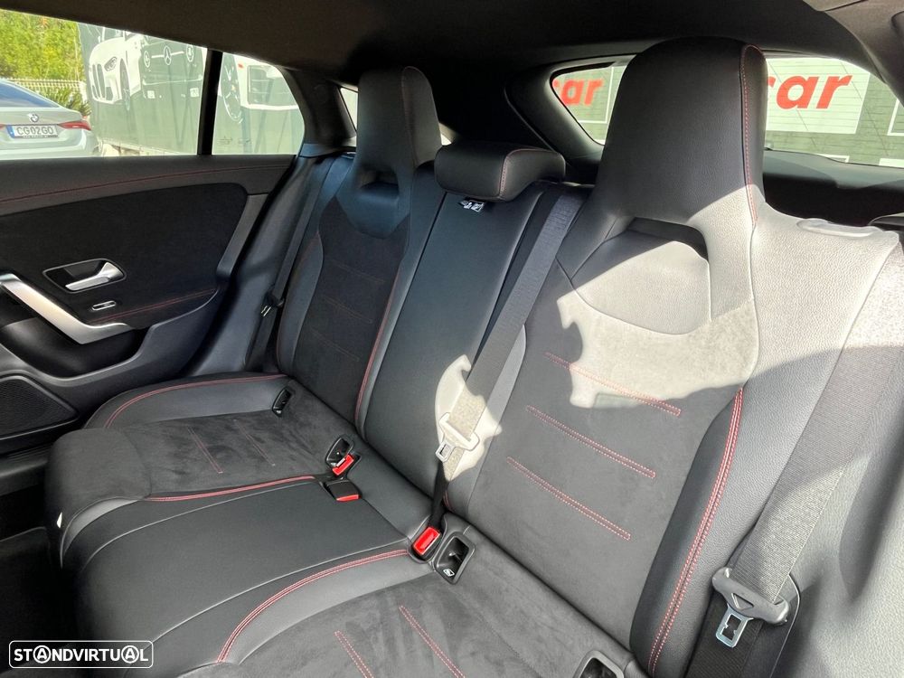Mercedes-Benz CLA 250 e Shooting Brake AMG Line - 51