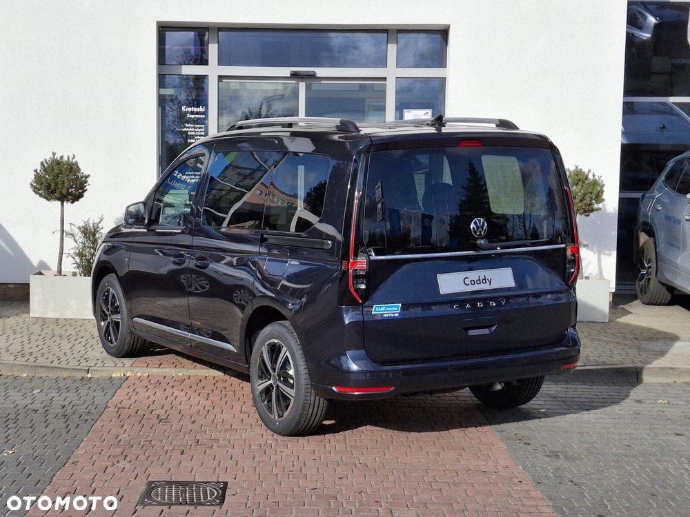 Volkswagen Caddy 1.5 TSI Style DSG - 12