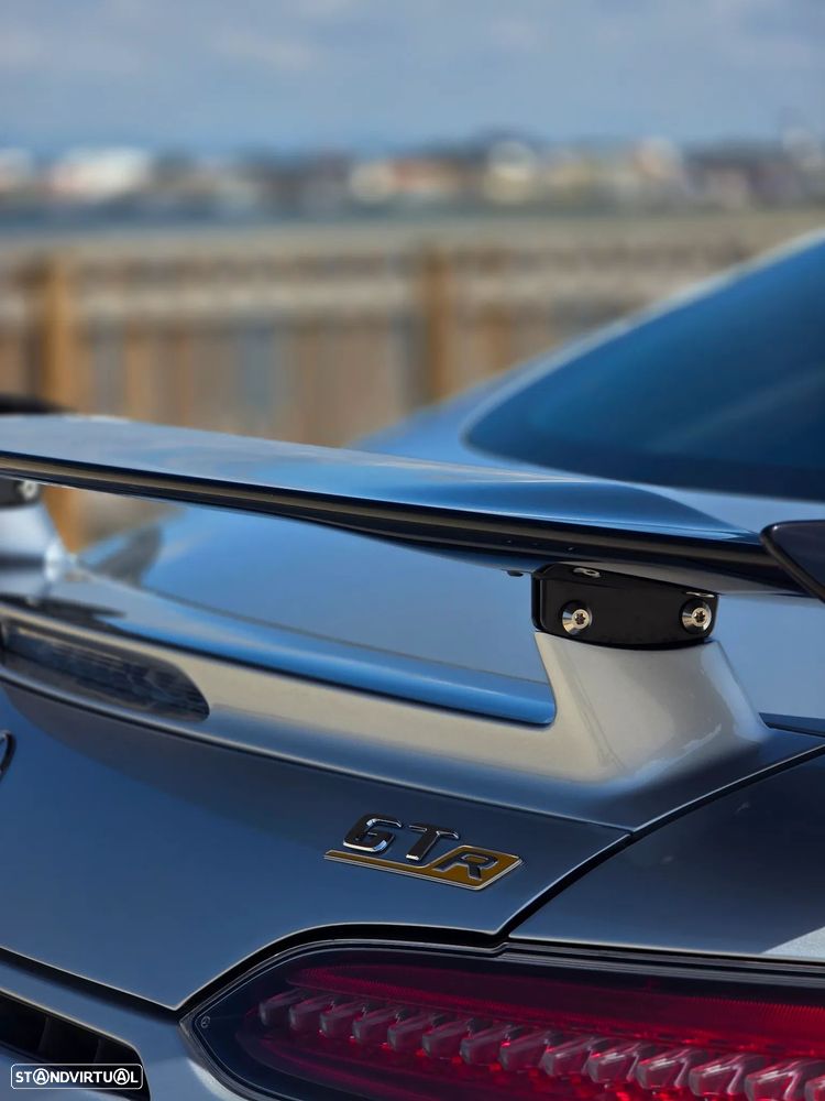 Mercedes-Benz AMG GT R Roadster - 14