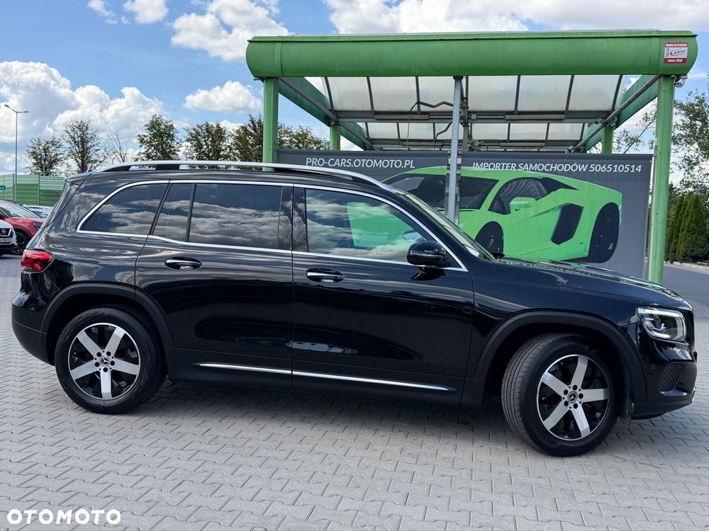 Mercedes-Benz GLB - 8