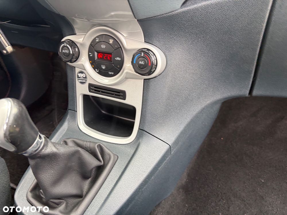 Ford Fiesta 1.25 Titanium - 20